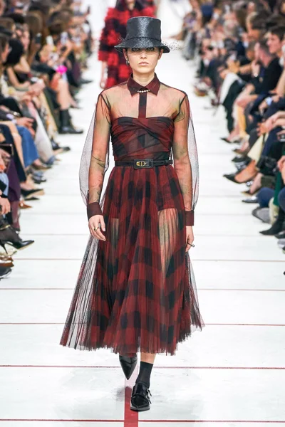 Look 62